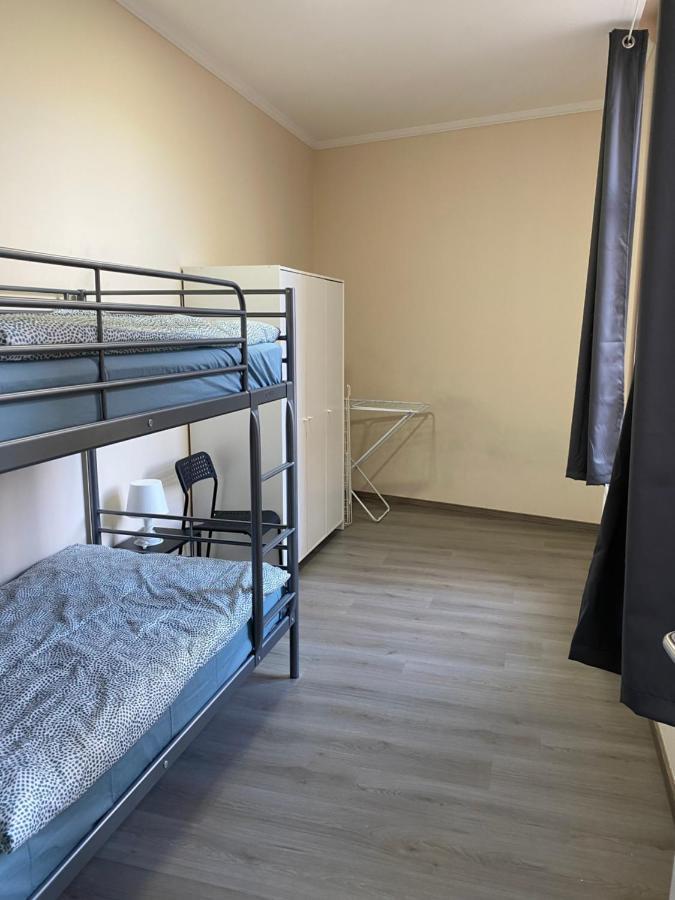 Apartments Plantin 3 Sleeping Rooms 2 Bathrooms. Антверпен Екстер'єр фото